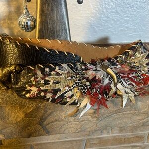 Exquisite Black Feathered Women's Belt handmade animal bronze buckle
